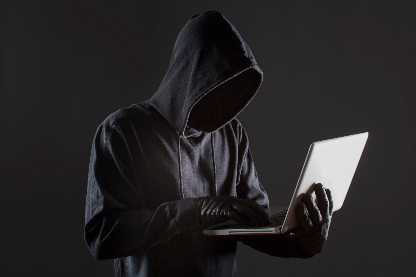 Ważny komunikat! Uważaj na cyberoszustów!